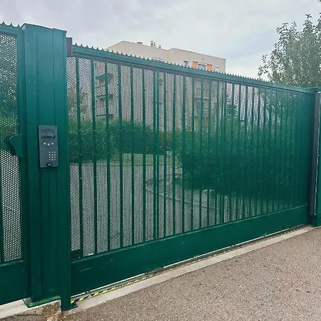 Appartement Charmant T3 Avec Balcon Saint-Fons